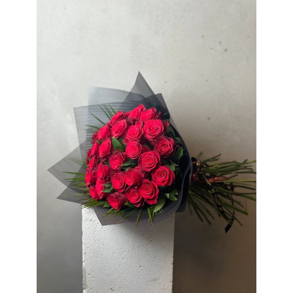 25 Kırmızı gül buketi